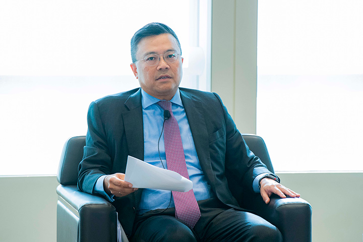劉哲寧先生從銀行業的角度分享其見解。